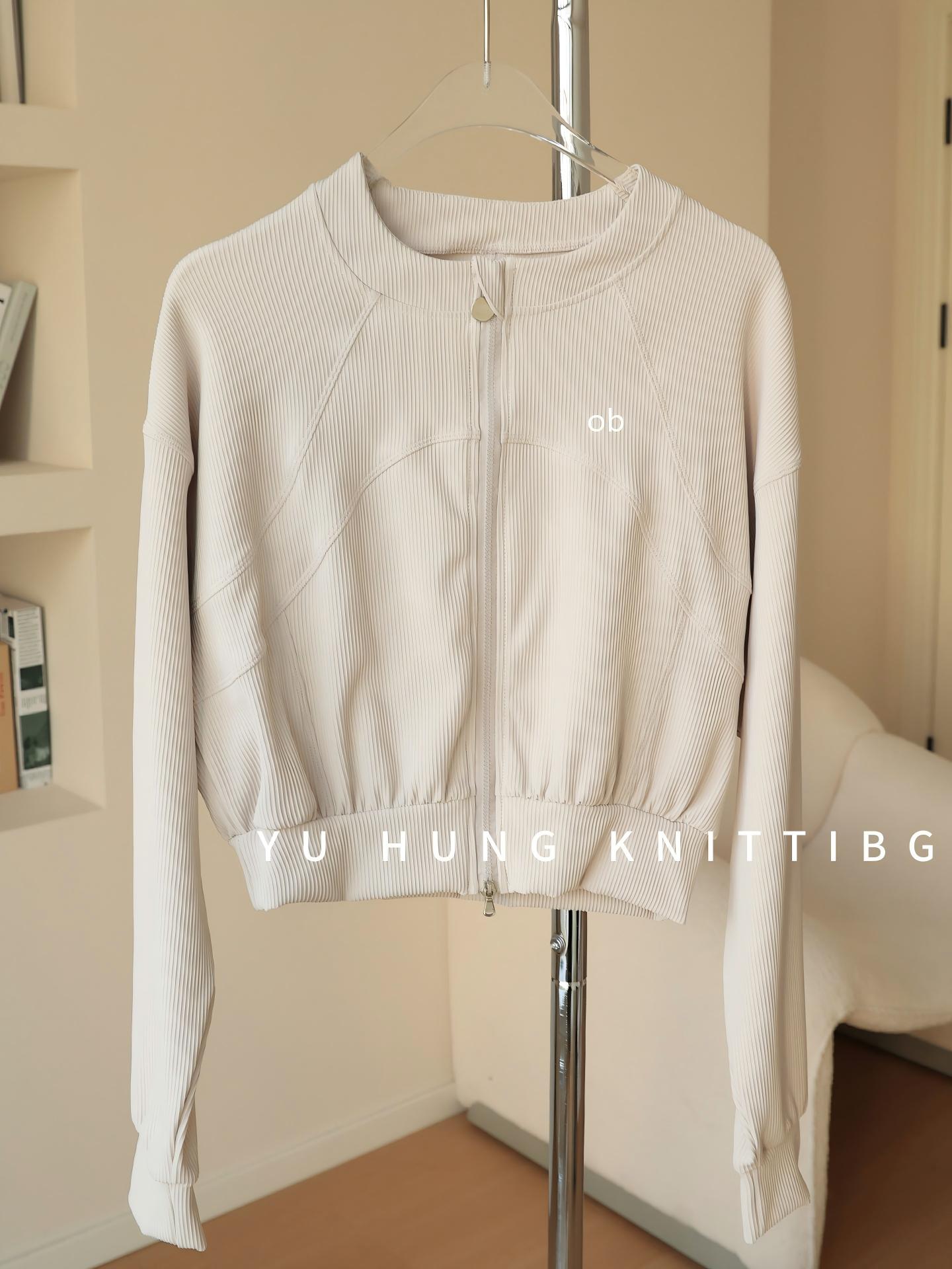Спортивная куртка 2026 года, н – обзор и цена Yoga Fitness Training